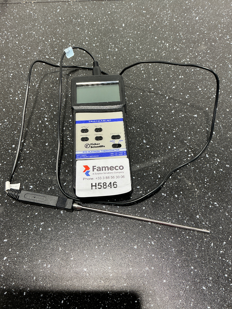 Image of Fisher Scientific TRACEABLE RTD PLATINUM THERMOMETER